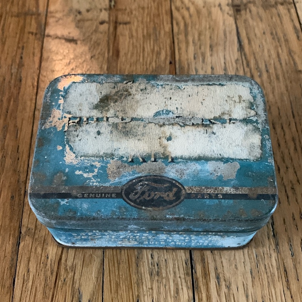 Vintage FORD Emergency Bulb and Fuse Kit 1930s tin